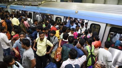 మహాలక్ష్మి పథకం మగవాళ్లకే కలిసొచ్చిందట.. ఎలాగంటే...