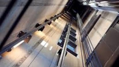 ലിഫ്റ്റിനും ചുമരിനുമിടയില്‍ കുടുങ്ങി 45കാരിക്ക് ദാരുണാന്ത്യം