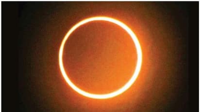 সূর্য গ্রহণের দিন শনি দেবতার পুজো করলে উপকৃত হবেন, জেনে নিন কেন করবেন এই পুজো