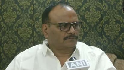 'പ്രതികൾക്ക് വധശിക്ഷ നൽകാൻ ആവശ്യപ്പെടും'; തിവാരിയുടെ കുടുംബത്തിന് പിന്തുണയുമായി യുപി മന്ത്രി