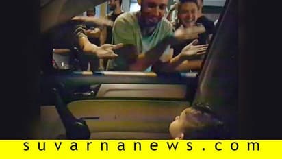 ರೊಚ್ಚಿಗೆದ್ದಿದ್ದ ಪ್ರತಿಭಟನಾಕಾರರು: ಮಗು ಕಂಡು ಬೇಬಿ ಶಾರ್ಕ್ ಹಾಡಿದರು!