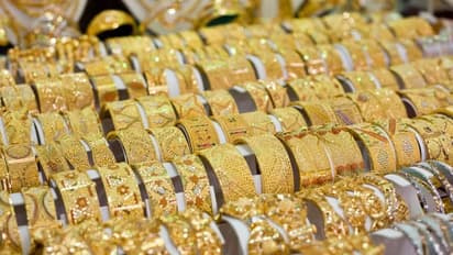 നിങ്ങളുടെ വിവാഹാഭരണങ്ങൾക്ക് ചേരുന്ന കല്ലുകൾ കണ്ടെത്താം