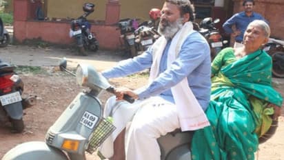 ഇന്ത്യ മുഴുവന്‍ അമ്മയേയും കൊണ്ടൊരു യാത്ര! അതും 20 വര്‍ഷം പഴയ സ്‌കൂട്ടറില്‍