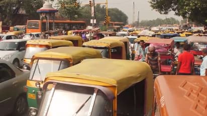 ಮಡಿಕೇರಿ: ಇಲ್ಲಿ ಮೂರು ರಸ್ತೆ ಸಂಗಮವೇ ಬಸ್ ನಿಲ್ದಾಣ!