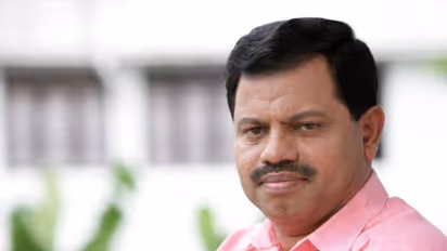 ജ്വല്ലറി നിക്ഷേപ തട്ടിപ്പ്; 'കമറുദ്ദീന് എംഎല്എയെ ഉടന് അറസ്റ്റ് ചെയ്യണം', പ്രതിഷേധ മാര്ച്ചുമായി നിക്ഷേപകര്