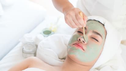 ফেশিয়াল করার আগে এই পাঁচটি বিষয় অবশ্যই মাথায় রাখুন
