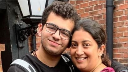 'സാഹസത്തിന്റെയും സന്തോഷത്തിന്റെയും വർഷങ്ങൾ'; മകന് വികാര നിർഭരമായ പിറന്നാൾ ആശംസയുമായി സ്മൃതി ഇറാനി