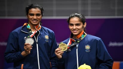 ಹಾಂಕಾಂಗ್ ಓಪನ್ ಬ್ಯಾಡ್ಮಿಂಟನ್: ಸೈನಾ-ಸಿಂಧುವಿನತ್ತ ಎಲ್ಲರ ಚಿತ್ತ