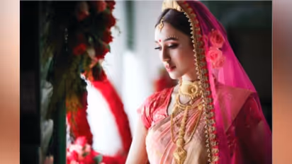 দীপাবলিতে নয়া লুকে মিমি, ,তবে কি শীঘ্রই আসতে চলেছে সুখবর