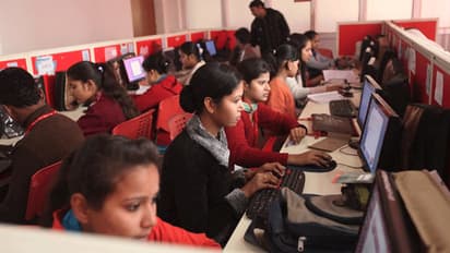 మోడీ మరో సంస్కరణ: వన్ నేషన్.. వన్ పే డే, ఫస్ట్ కల్లా వేతనాలు