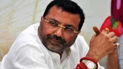 झारखंड की राजनीति हलचल पर MP निशिकांत दुबे का बड़ा बयान, कहा- 3 बसों से विधायकों को छत्तीसगढ़ ले जा रहा झामुमो