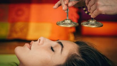 মিউজিক থেরাপির মাধ্য়মে কীভাবে মন হালকা রাখবেন, জেনে নিন