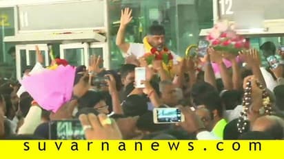 ಡಿಕೆಶಿ ರೋಡ್ಶೋಗೆ ನಲುಗಿದ ಏರ್ಪೋರ್ಟ್ ರಸ್ತೆ!