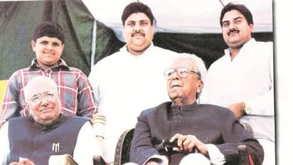 ताऊ की जयंती पर एक मंच पर दिखेंगे देश के दिग्गज नेता, तीसरा मोर्चा बनाने का प्रयास