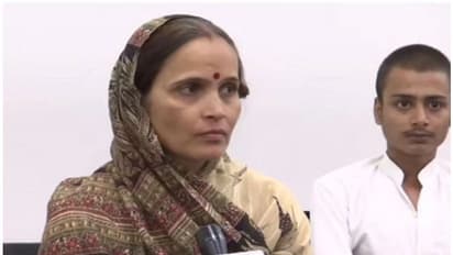 കമലേഷ് തിവാരിയുടെ ഭാര്യ ഹിന്ദു സമാജ് പാര്ട്ടി നേതാവായി ചുമതലയേല്ക്കും