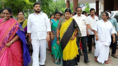 బాలికపై అత్యాచారం... నిందితుడికి పోలీస్, పొలిటికల్ సపోర్ట్...: టిడిపి