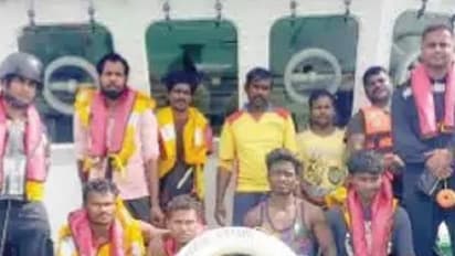 ಮಂಗಳೂರು: ಎರಡು ಬೋಟ್ಗಳ 18 ಮಂದಿ ರಕ್ಷಣೆ