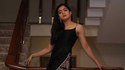 பிரபல தயாரிப்பாளரை முறைத்துக் கொண்ட ’லிப்லாக்’ நடிகை....டோலிவுட்டை அதிரவைத்த சம்பவம்...