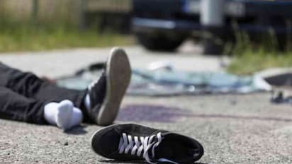 কেটে গেছে  তিন মাসের বৈধব্য, স্বামীকে জীবিত দেখে চমকালেন স্ত্রী