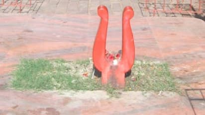 ২০০বছরের প্রথায় পূ্র্ণছেদ,মানুষের দাবি মেনে কালীপুজোয় বন্ধ বলি