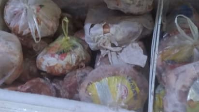 চুঁচুড়ার দুটি দোকান থেকে উদ্ধার পচা মাংস, গ্রেফতার ২