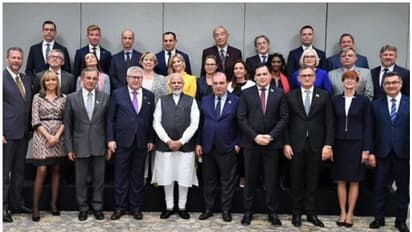 ഭീകരവാദത്തോട് സഹിഷ്ണുതയില്ലെന്ന് പ്രധാനമന്ത്രി; യൂറോപ്യന് യൂണിയന് പ്രതിനിധി സംഘം നാളെ കശ്മീരില്