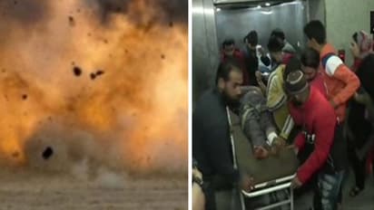 జమ్మూకాశ్మీర్లో రెచ్చిపోయిన ఉగ్రవాదులు: గ్రేనేడ్ దాడి, 15 మందికి గాయాలు