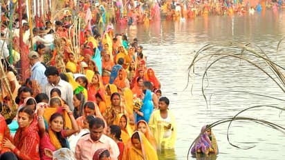 छठ 2 नवंबर को: सतयुग से किया जा रहा है ये व्रत, इससे जुड़ी हैं अनेक मान्यताएं और कथाएं