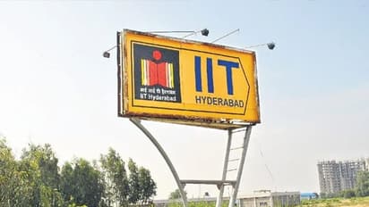 హైదరాబాద్ ఐఐటీలో విషాదం: విద్యార్ధి ఆత్మహత్య