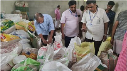 അനധികൃതമായി വീട്ടില് സൂക്ഷിച്ച 70 ക്വിന്റൽ റേഷനരി പിടികൂടി