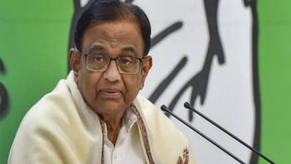 INX केस: मनी लॉड्रिंग मामले में गिरफ्तार चिदंबरम ने हाई कोर्ट से मांगी अंतरिम जमानत