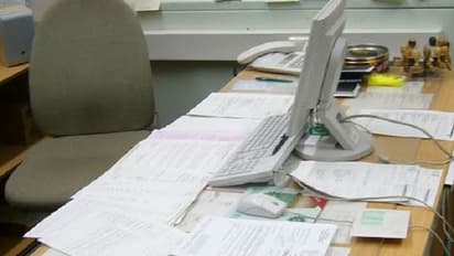 ‘ಕಾವೇರಿ’ ವೆಬ್‌ಸೈಟ್‌ ಹಗರಣ: ಸಿಸಿಬಿಯಿಂದ ಕಂಪ್ಯೂಟರ್‌ ವಶ