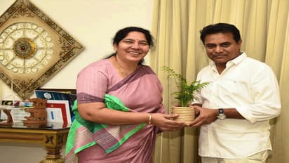 హ్యాపీ బర్త్ డే అక్క... మంత్రి సత్యవతి రాథోడ్ కి కేటీఆర్ శుభాకాంక్షలు