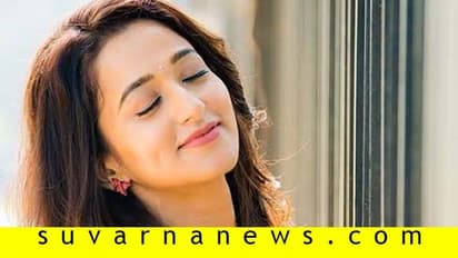 'ಮುಂದಿನ ನಿಲ್ದಾಣ'ದ ಮೂಲಕ ಮರು ಎಂಟ್ರಿಯ ನಿರೀಕ್ಷೆಯಲ್ಲಿ ರಂಗಿತರಂಗ ಬೆಡಗಿ...