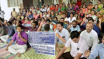 மருத்துவர்களின் நான்கு அம்ச கோரிக்கைகள் இதுதானாம்..! என்ன முடிவெடுக்க போகிறது அரசு..?