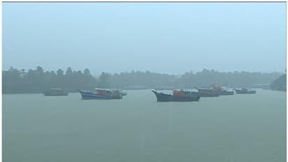 പാക് കടലിടുക്കില്‍ ബോട്ട് മറിഞ്ഞു; തമിഴ്‍നാട്ടുകാരായ നാല് മത്സ്യത്തൊഴിലാളികള്‍  മരിച്ചു