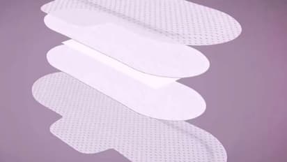 എട്ട് മാസം കൊണ്ട് മണ്ണില് അലിയുന്ന പാഡ്; ഇതാ പുതിയ 'പ്ലാസ്റ്റിക് ഫ്രീ പാഡ്'