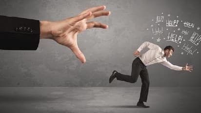 முன்னணி ஐ.டி.நிறுவனம் எடுத்த அதிரடி முடிவு ! 7000 பணியாளர்களை நீக்க திட்டம் !!