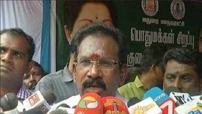 இடைத் தேர்தலில் தோல்வி ! இனி உள்ளாட்சித் தேர்தல் நடத்துங்கன்னு கேட்கவே மாட்டார் ! ஸ்டாலினை கலாய்த்த செல்லூர் ராஜு !!