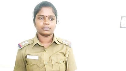 போலீஸ் உடையில் போலீஸ் நிலையத்துக்கே சென்று மிரட்டிய போலி போலீஸ் !! துணை நடிகை அதிரடி !!