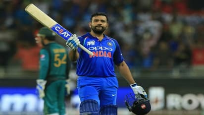 బంగ్లాపై టీ20: ధోనీ, కోహ్లీలను వెనక్కి నెట్టిన రోహిత్ శర్మ