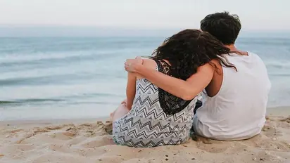 বাড়িতে চলছে বিয়ের প্রস্তুতি, লগ্ন অনুযায়ী জেনে নিন কেমন হবে আপনার জীবনসঙ্গী