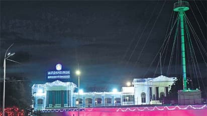 தமிழ்நாடு நாள் விழா கொண்டாட்டங்கள் கோலாகலம்..! வண்ண வண்ண விளக்குகளில் ஜொலிக்கும் செயின்ட் ஜார்ஜ் கோட்டை..!