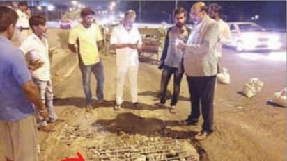 ಸುಮನಹಳ್ಳಿ ಮೇಲ್ಸೇತುವೆಯಲ್ಲಿ ಗುಂಡಿ, ವಾಹನ ಸವಾರರೇ ಹುಷಾರ್..!