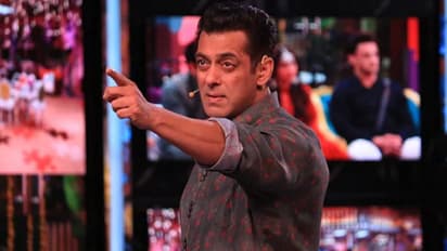 'বিগ বসে চলছে স্বজনপোষণ', নেটদুনিয়ার ঝড়কে উপেক্ষা করে সামনে রেশমী-দেবলীনাকে ঘিরে নয়া তথ্য