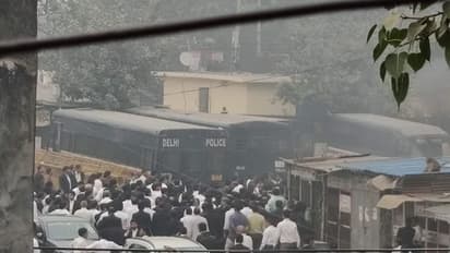 തീസ് ഹസാരി കോടതി സംഘര്‍ഷം; ക്രൈംബ്രാഞ്ച് പ്രത്യേക സംഘം അന്വേഷിക്കും