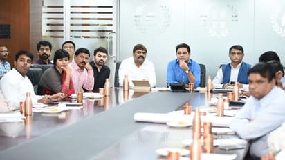 హైదరాబాద్ ట్రాఫిక్ చిక్కులకు చెక్... జీహెచ్ఎంసీ చేపట్టే చర్యలివే...: కేటీఆర్