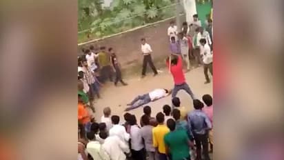 ഭാര്യയെ വെട്ടിക്കൊലപ്പെടുത്തിയ യുവാവിനെ നാട്ടുകാർ തല്ലിക്കൊന്നു