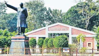 ತಂದೆ ಸಮಾಧಿ ಧ್ವಂಸಕ್ಕೆ  ಸಿಎಂ ಆದೇಶ! ಈ ಜಾಗದಲ್ಲಿ ಸಾರ್ವಜನಿಕರಿಗೆ ಸೌಕರ್ಯ