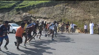 'പ്ലാസ്റ്റിക്കിനോട് വിടപറയാം'; ദേവികുളം ഗ്രാമപഞ്ചായത്തിന്റെ ഗ്രീന് മാരത്തോണ്